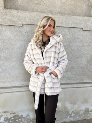Janice | Faux Fur Jacket