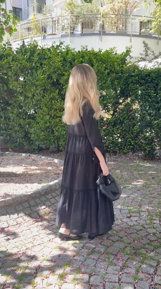 Yara | Maxi Black Dress