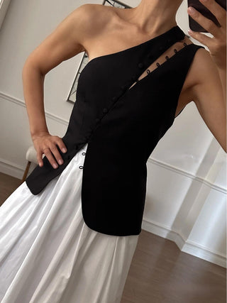 Demi | One Shoulder Button Top